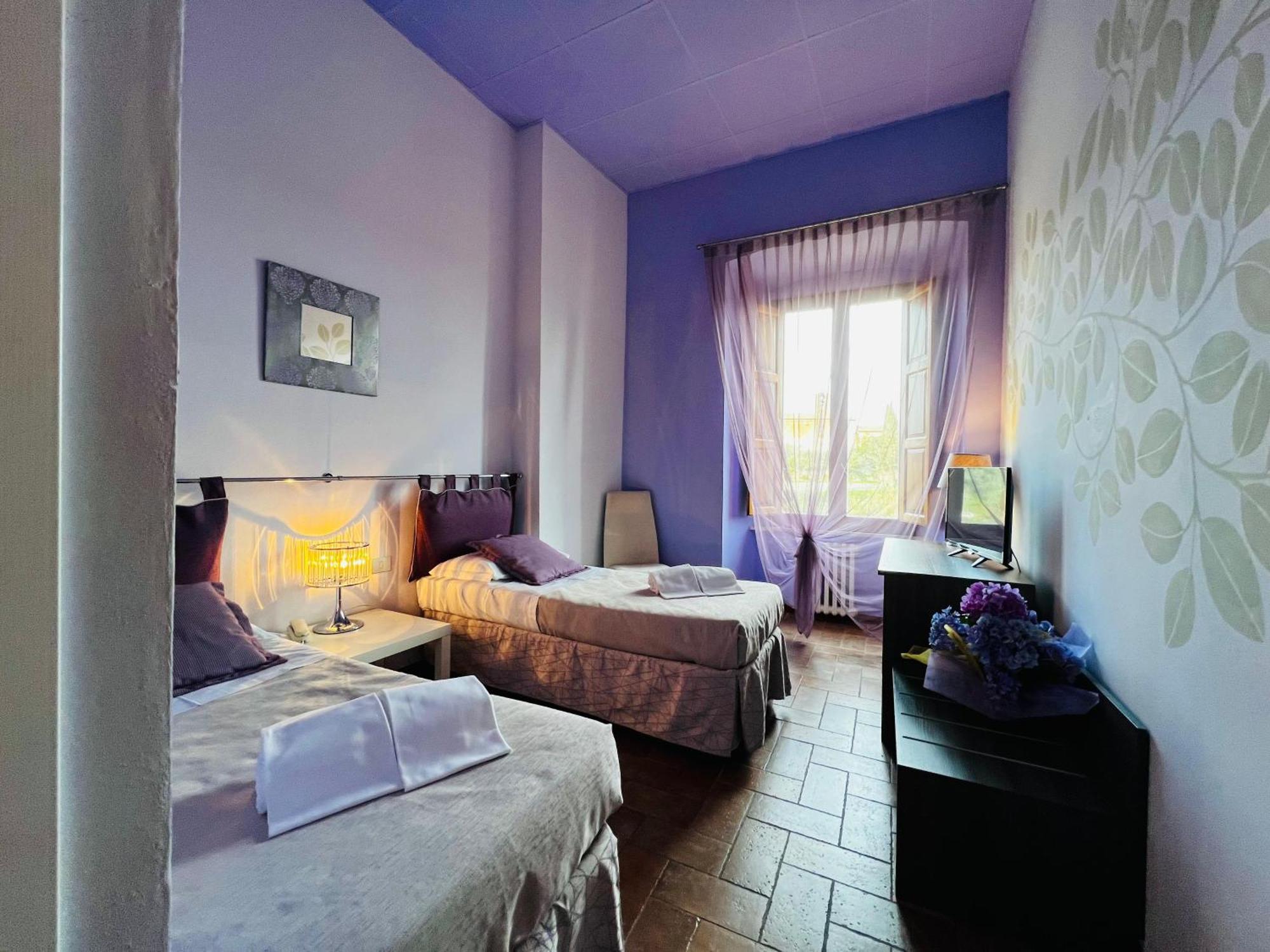 Hotel Palazzo Renieri - 3Stelle S Colle Val D'Elsa Exterior foto